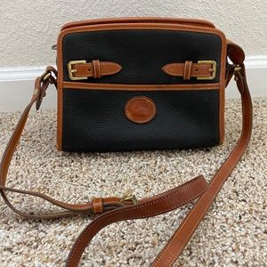 VINTAGE LEATHER DOONEY & BOURKE BAG